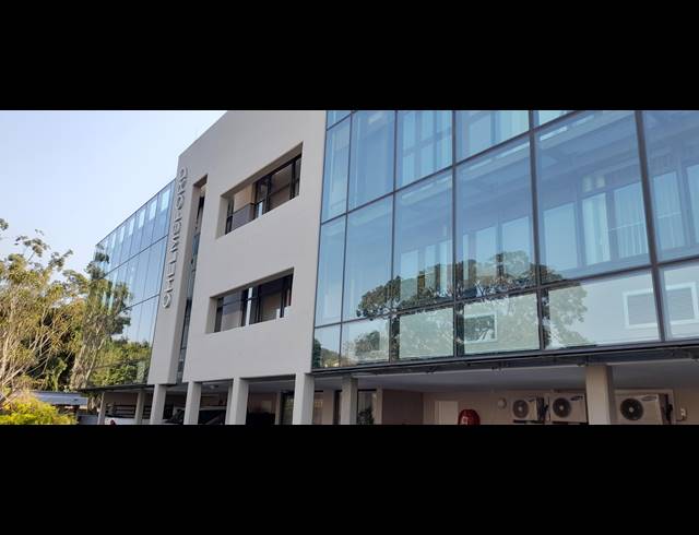 149M² OFFICE TO LET IN WESTVILLE